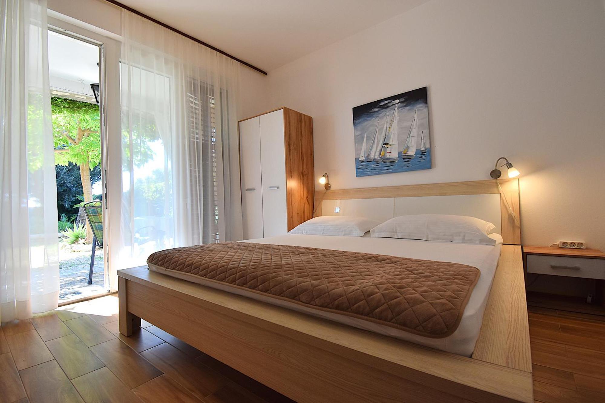 Apartments Zenko Раб Экстерьер фото
